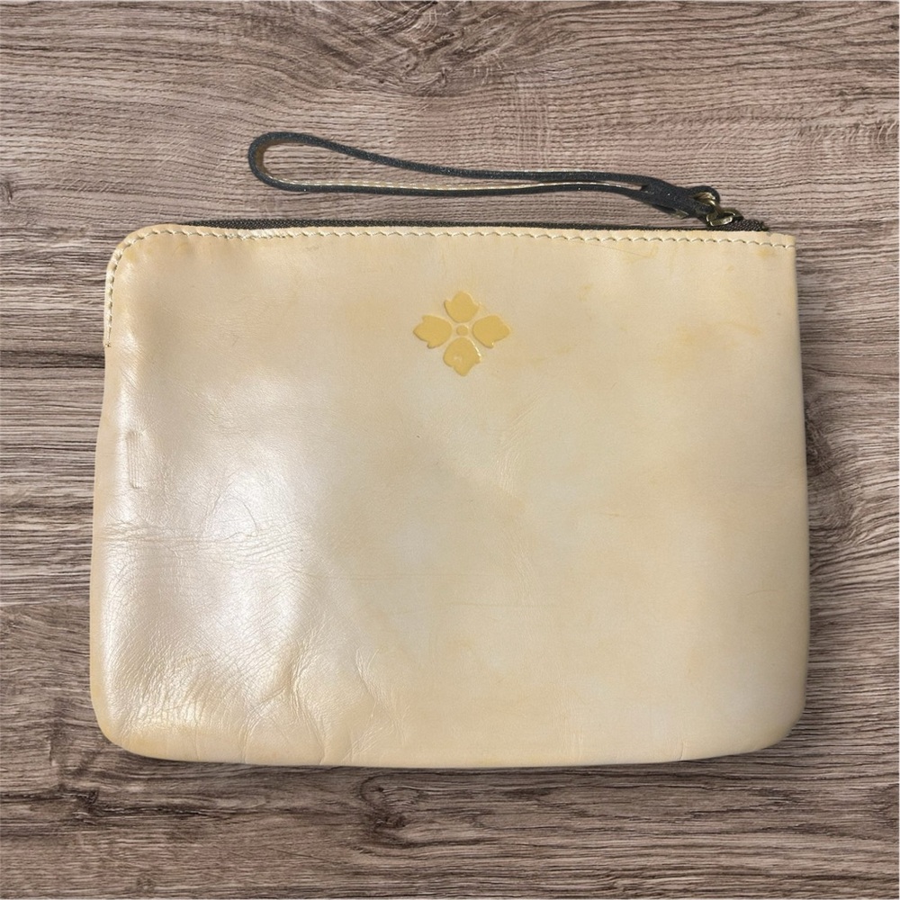 Patricia Nash Cassini Leather Wristlet - Picture 2 of 7